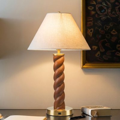 INK+IVY Helixia Twisted Faux Wood Table Lamp with USP C Port in Brown, One Size II153-0164