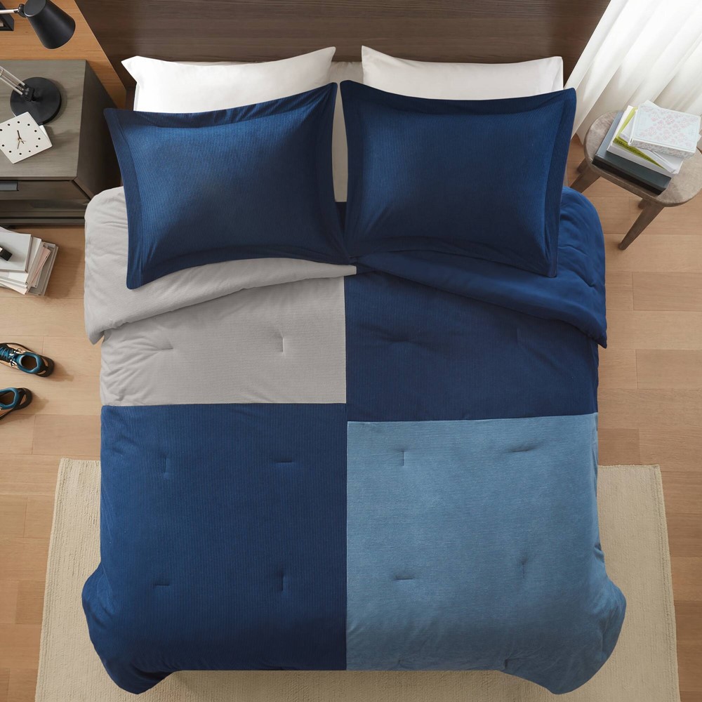 Intelligent Design Stafford Comforter Set in Blue, Full/Queen ID10-2522 - Image 2