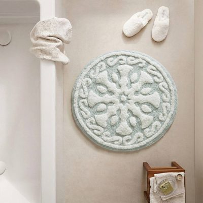 Madison Park Casablanca Medallion Cotton Tufted Bath Rug in Sage, 25"R MP72-8479