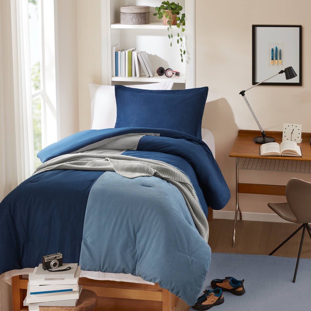 Intelligent Design Stafford Comforter Set in Blue, Twin/Twin XL ID10-2521 - Image 6