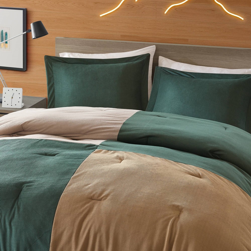Intelligent Design Stafford Comforter Set in Green, Full/Queen ID10-2524 - Image 5