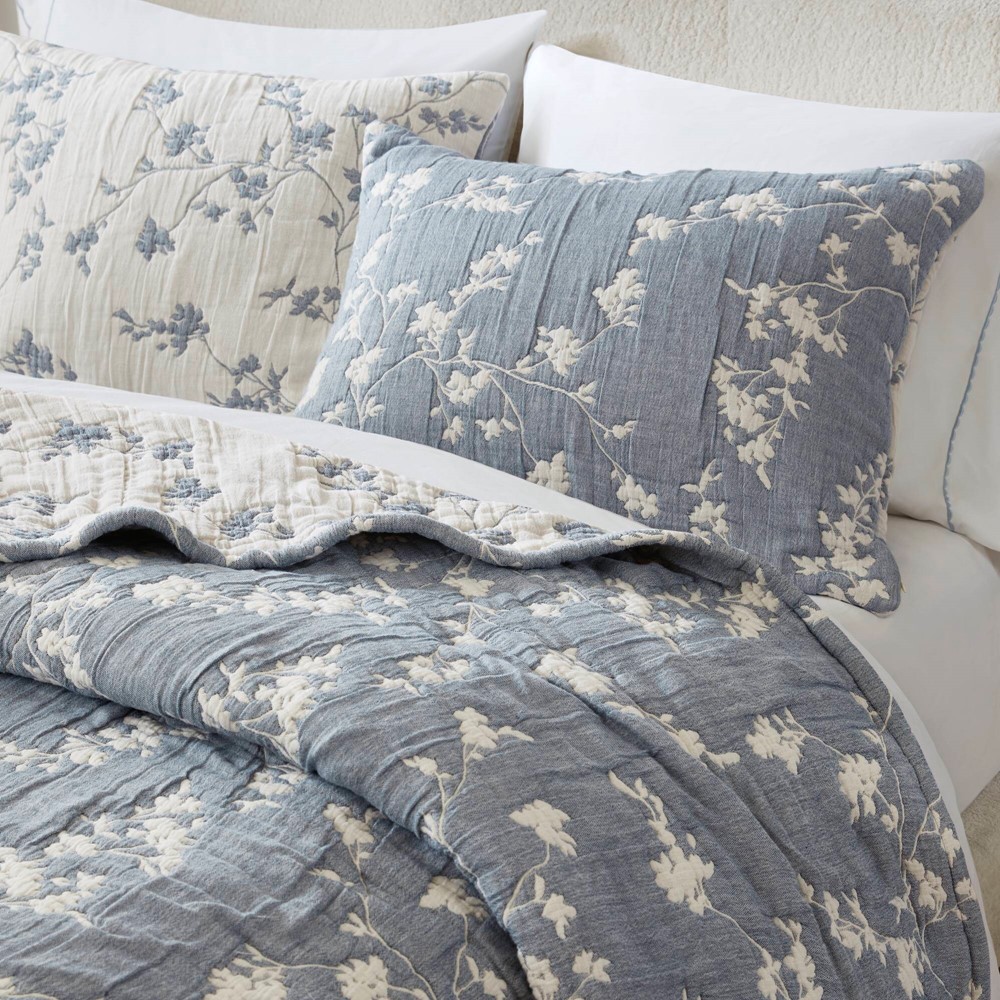 Harbor House Catalina Botanical 3 Piece Jacquard Cotton Gauze Quilt Set in Navy, King HHD14-1991 - Image 3